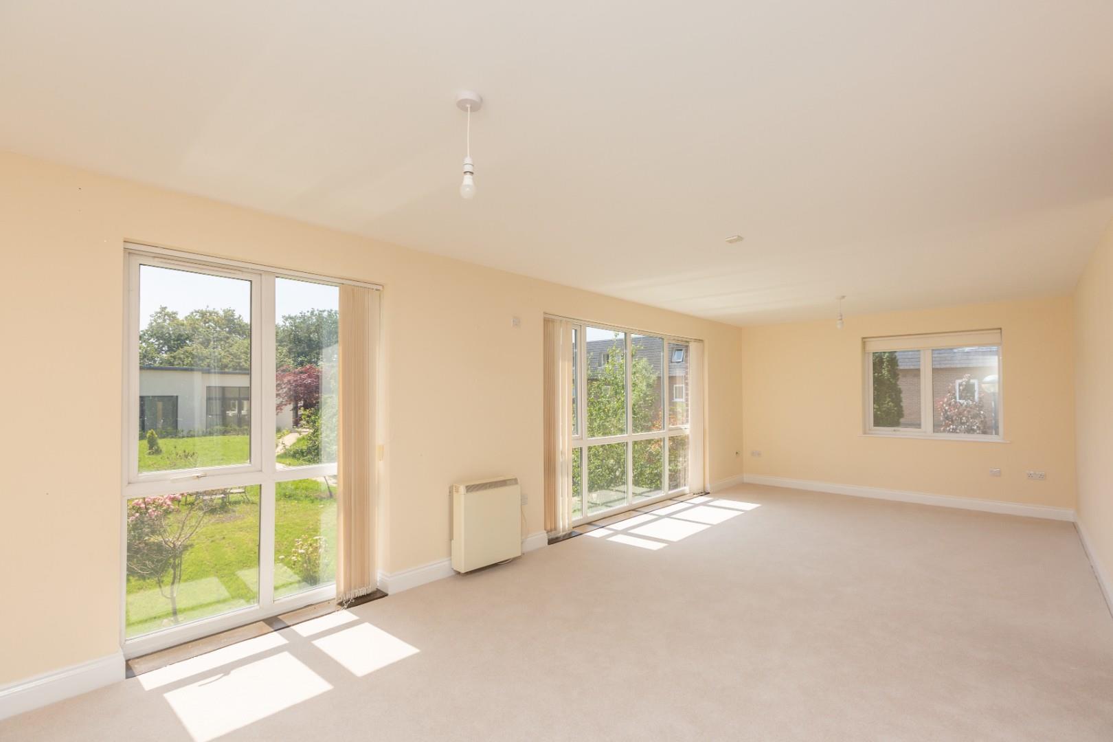 Willow court, Clyne Common, Swansea, SA3 3JB